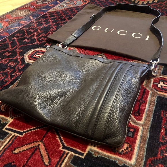 GUCCI Unisex Brown Pebble Leather Crossbody 100% Authentic - Picture 2 of 16